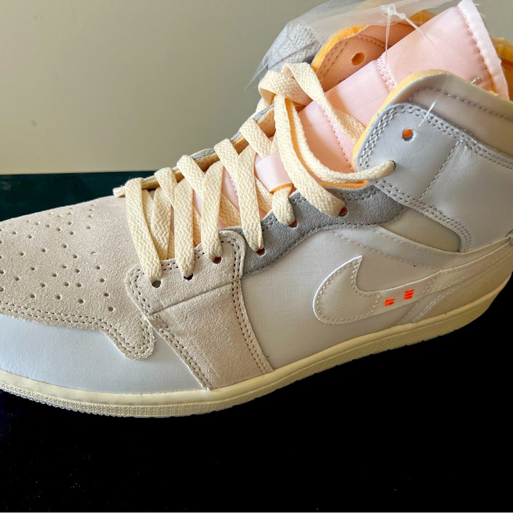 Jordan 1 Premium